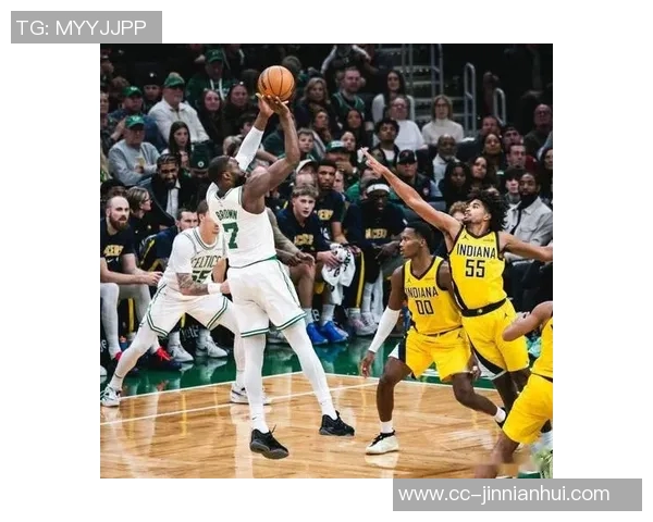 前NBA球员质疑布朗何时能获得认可50分双料MVP带领残阵绿军排第三 前NBA球员质疑布朗何时能获得认可50分双料MVP带领残阵绿军排第三