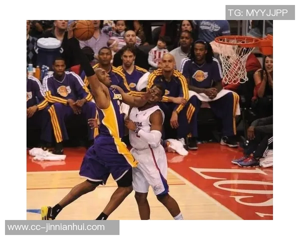 快船计划交易保罗与科比布朗以减薪并争取引入米勒和桑德斯